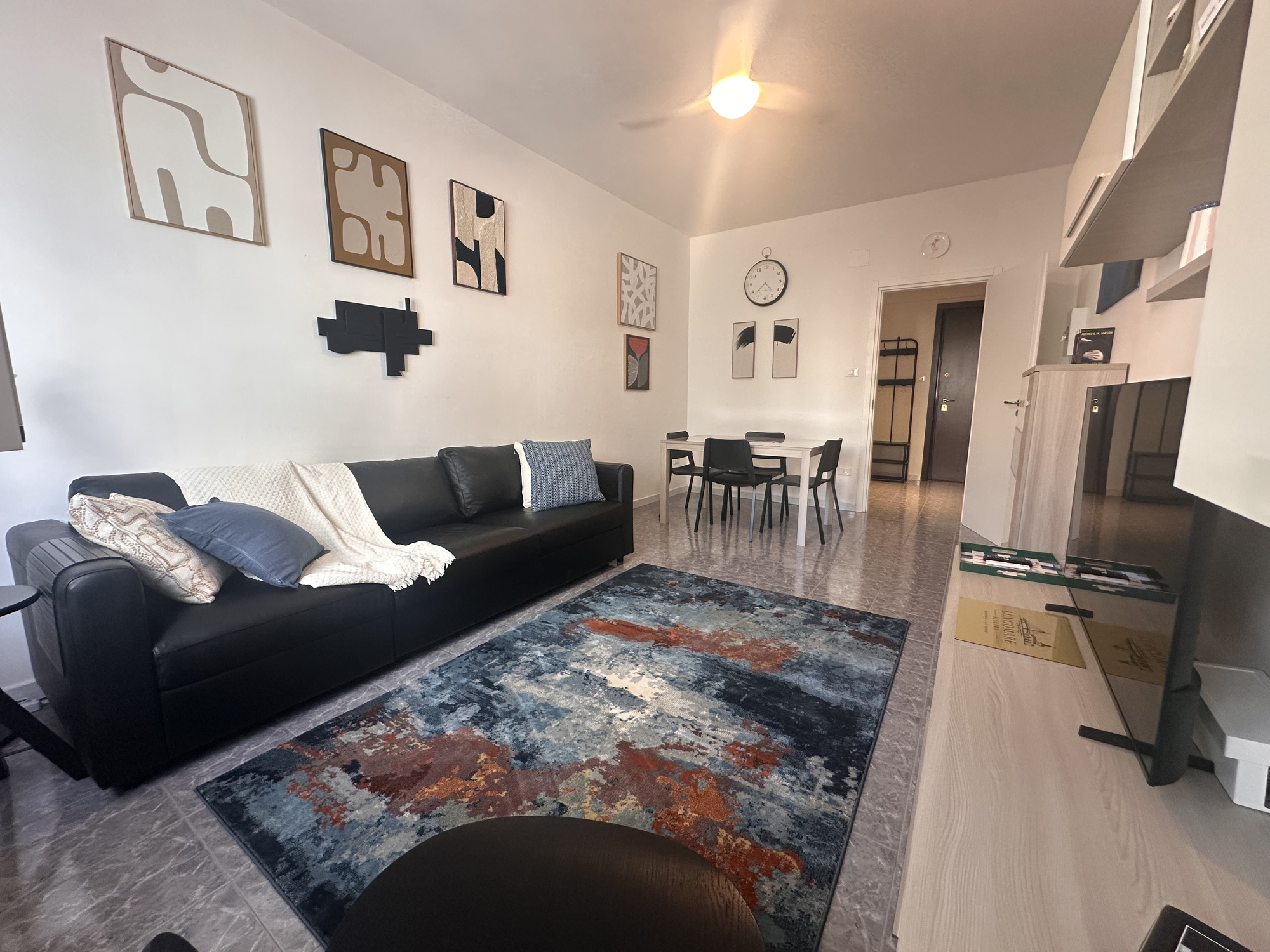 La zona living con divano letto